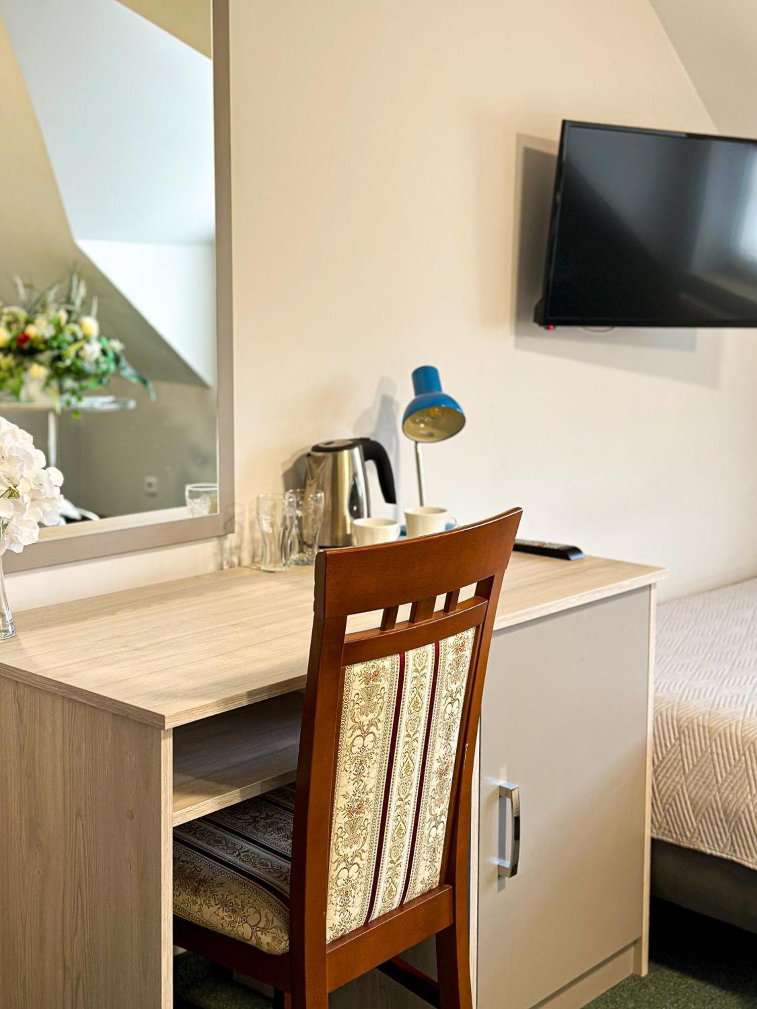 Hotel Arkadia Klecza Gorna Ngoại thất bức ảnh
