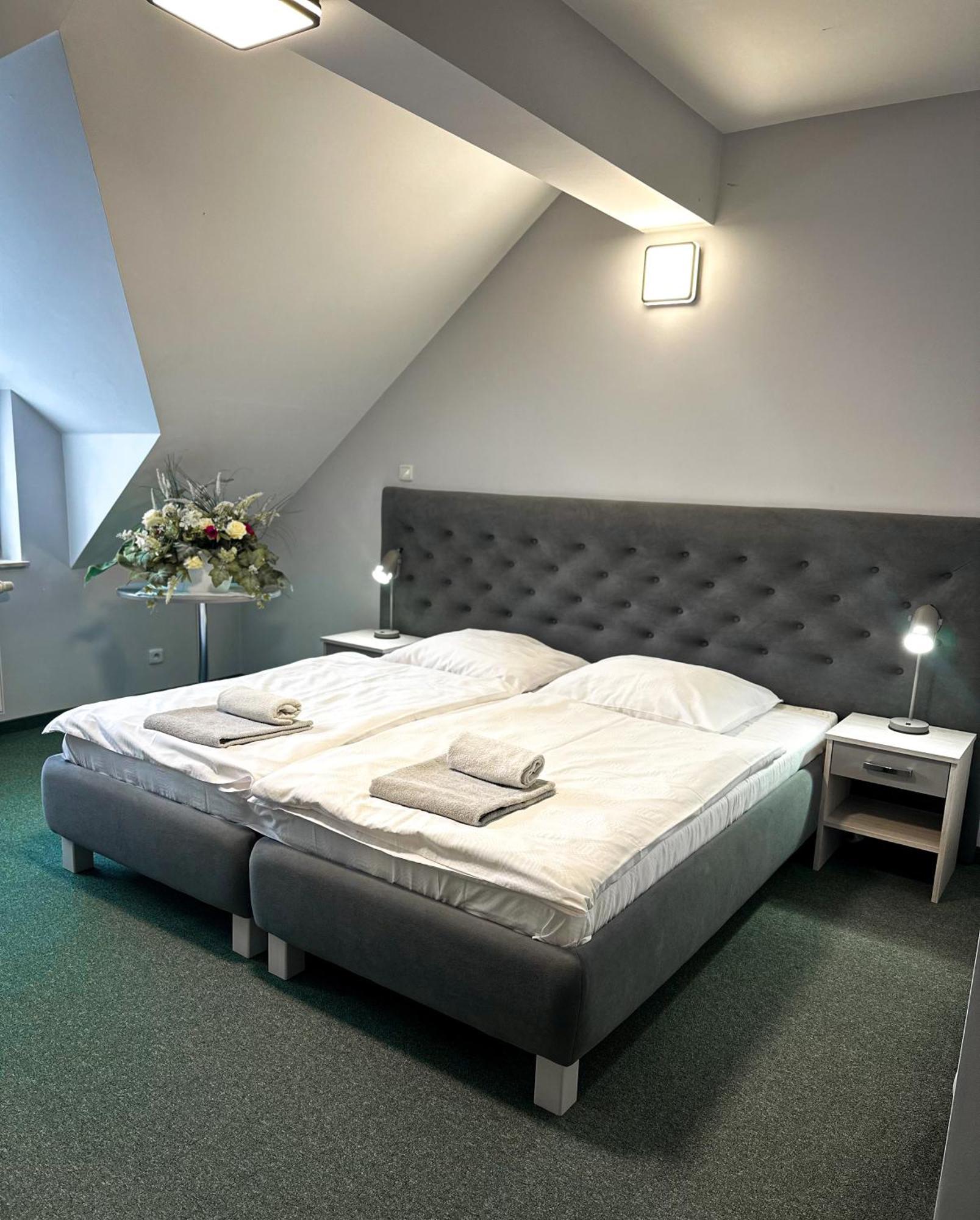 Hotel Arkadia Klecza Gorna Ngoại thất bức ảnh