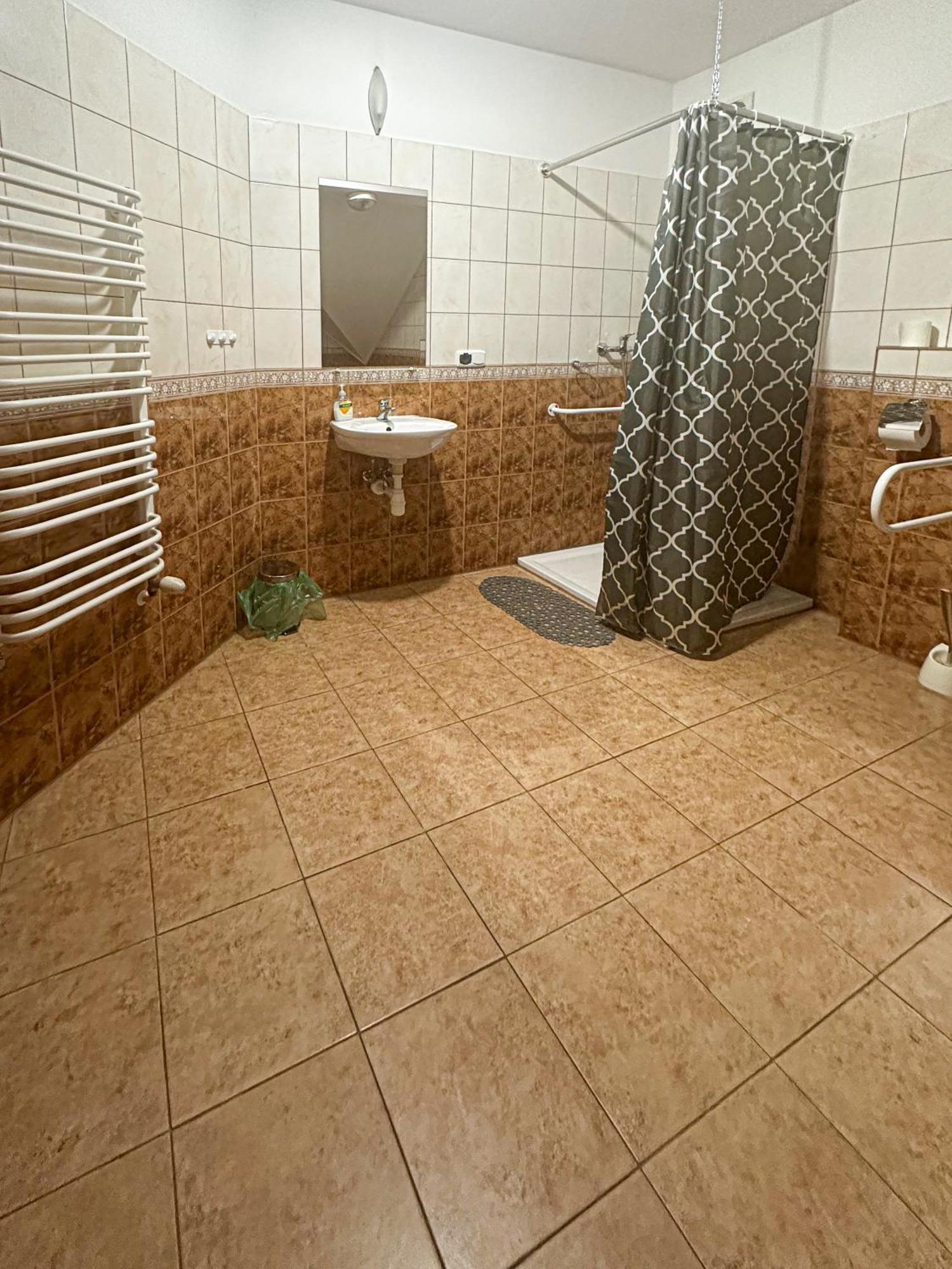 Hotel Arkadia Klecza Gorna Ngoại thất bức ảnh